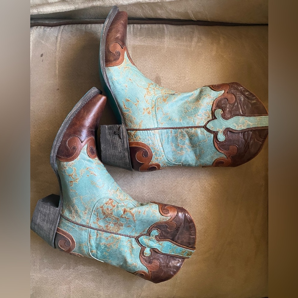 Lane Boots